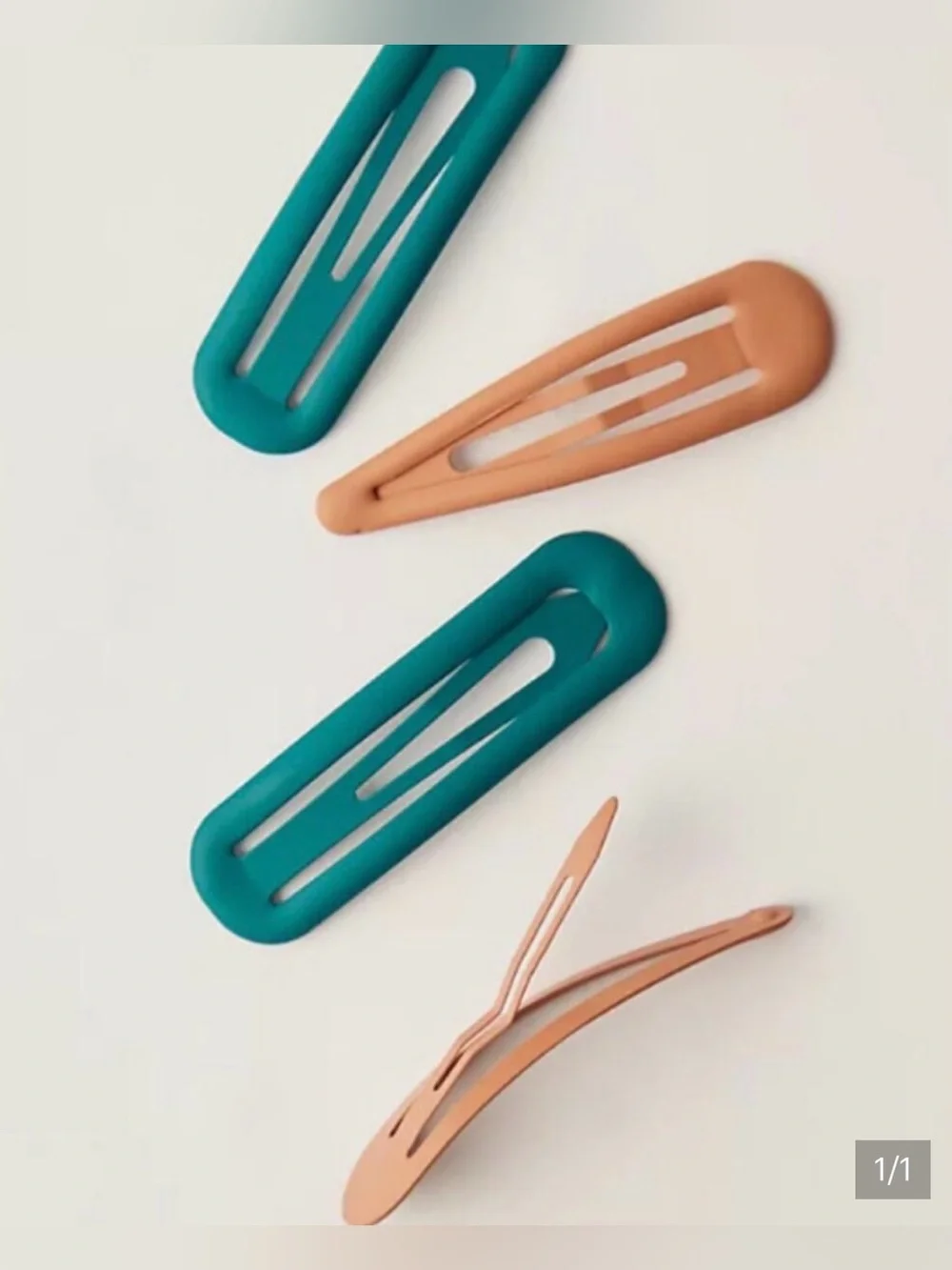 Free People Take Care Hair Clip Pack. NWT. Green combo